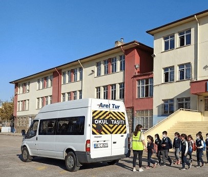 Ankara Öğrenci Personel Taşımacılığı - fatih ilkokulu onunde 1 öğrenci taşımacılığı