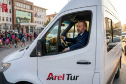 Nuri Pamir Caddesi’nin Sabah Trafiğinde Güvenli Bir Başlangıç: Keçiören Pınarbaşı Mahallesi’nde Çocukların Yol Arkadaşıyız